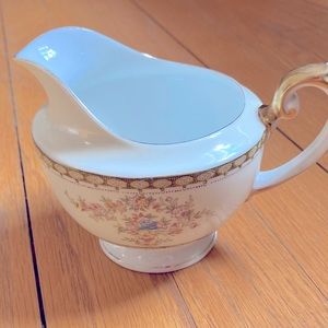 Royal Embassy China Fresno - Creamer